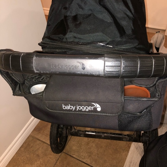 Baby Jogger & Nuna Pipa Car Seat Plus Accessories - Picture 4 of 13